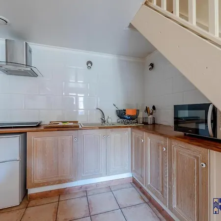 Amandiers 6 - Duplex 30 M Near Center Perpignan